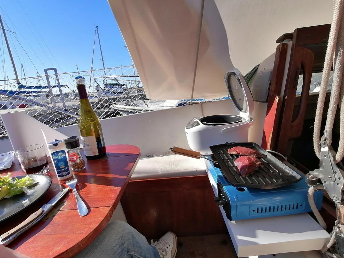 ホテル Voilier De Charme A Quai Saint-Raphaël エクステリア 写真